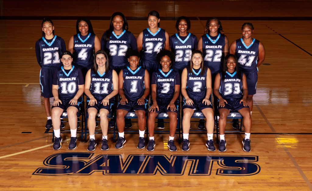Team picture of the 2018-19 Santa Fe College women's basketball team.